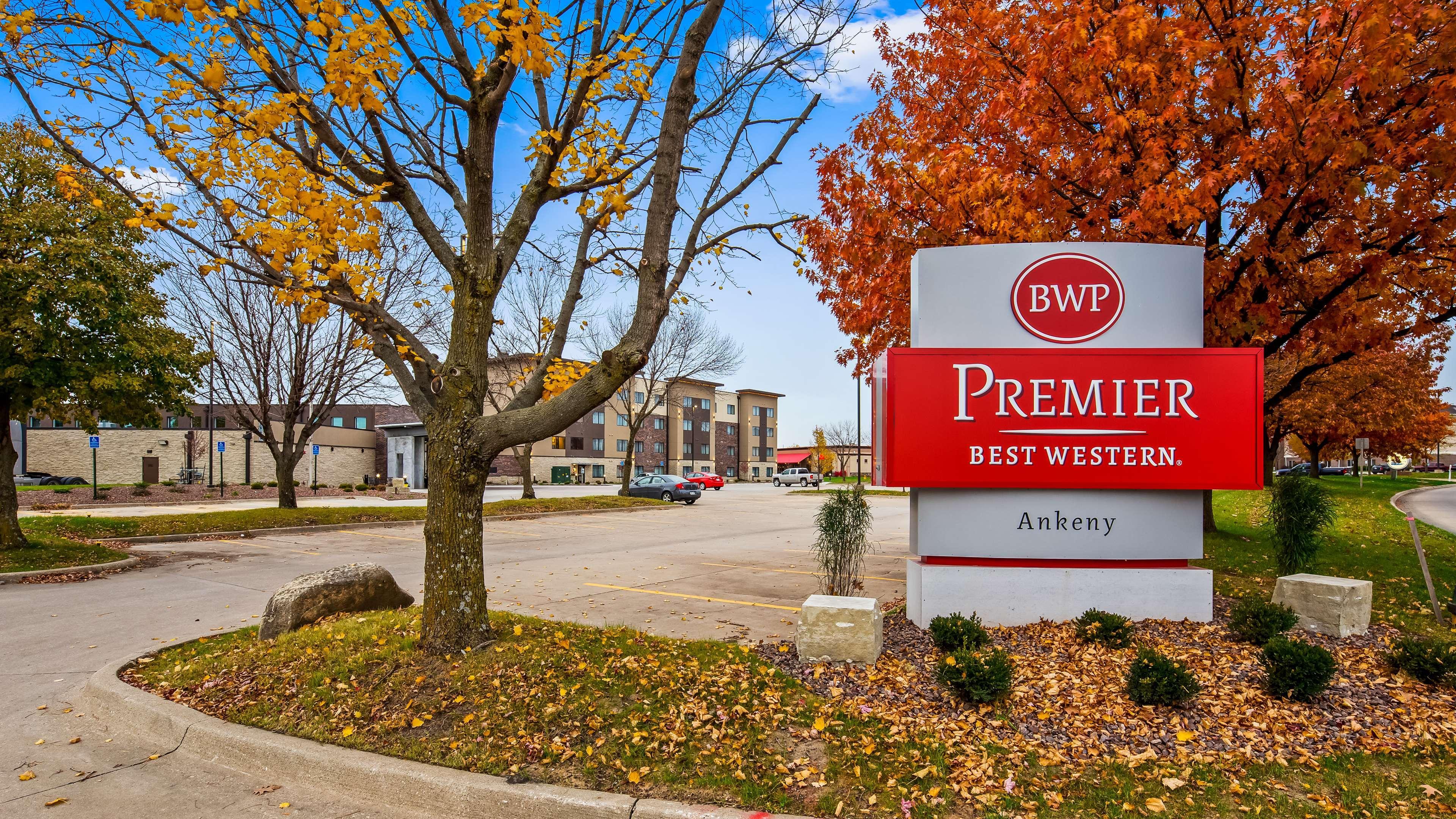 Best Western Premier Ankeny Hotel Exterior photo